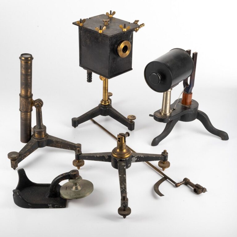 Group of Cast Iron & Brass Scientific Apparatus 19th/20th Century