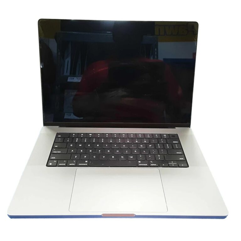 Apple MacBook Pro A2485 M1 Max 32GB RAM 1TB Gray